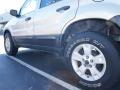 Gold Ash Metallic - Escape XLT Photo No. 4