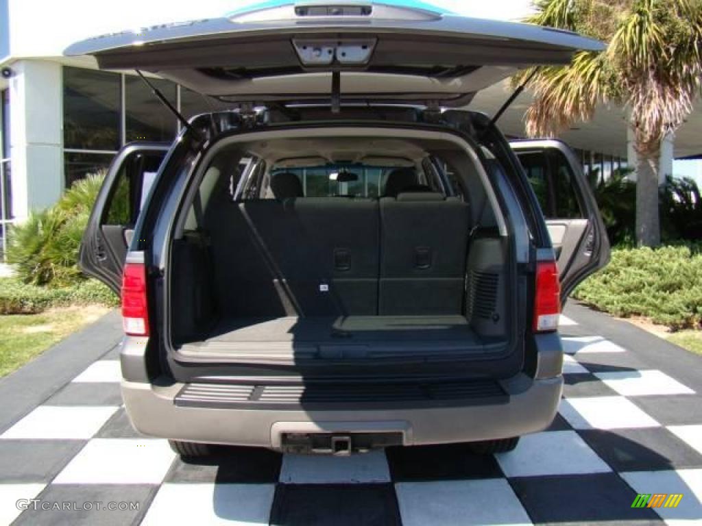 2003 Expedition XLT 4x4 - Dark Shadow Grey Metallic / Flint Grey photo #12