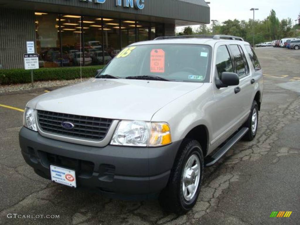 2003 Explorer XLS 4x4 - Silver Birch Metallic / Graphite Grey photo #11