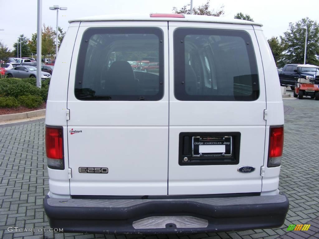 2003 E Series Van E250 Extended Cargo - Oxford White / Medium Flint photo #4