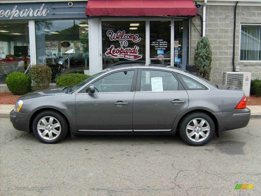 2006 Five Hundred SE - Dark Shadow Grey Metallic / Shale Grey photo #2