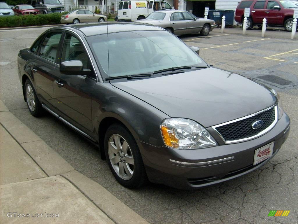 2006 Five Hundred SE - Dark Shadow Grey Metallic / Shale Grey photo #6