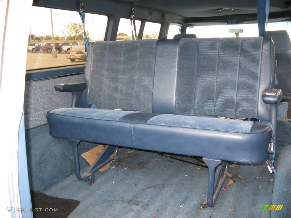 1989 Rally Wagon 2500 STX Passenger Van - Light Blue Metallic / Blue photo #9