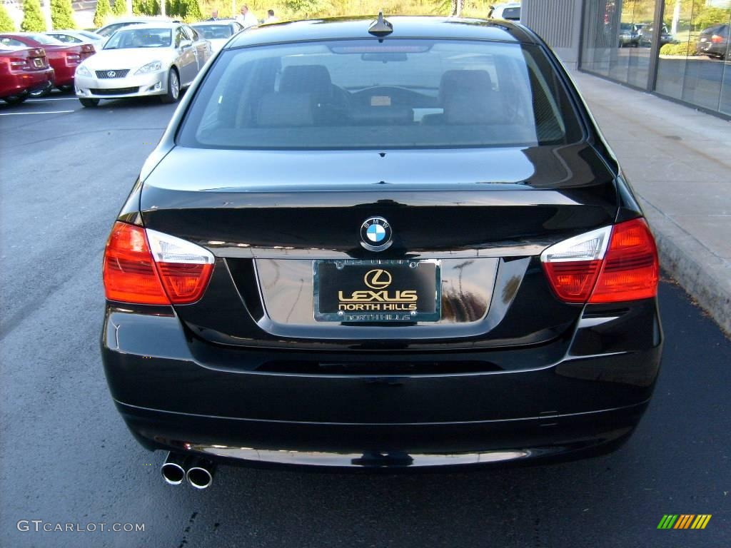 2006 3 Series 330xi Sedan - Jet Black / Black photo #3