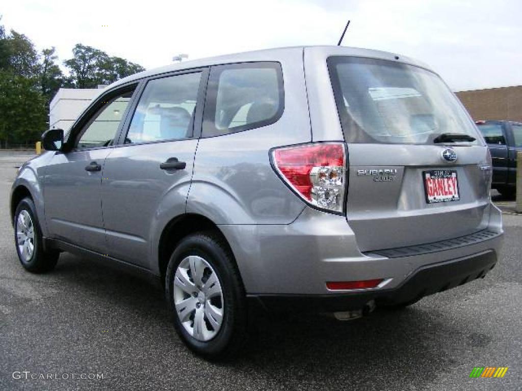 2009 Forester 2.5 X - Steel Silver Metallic / Platinum photo #3