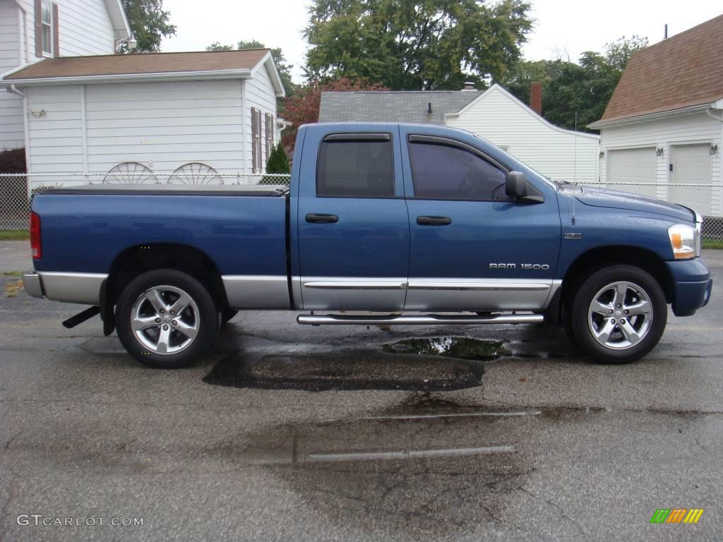 2006 Ram 1500 Laramie Quad Cab 4x4 - Atlantic Blue Pearl / Medium Slate Gray photo #2