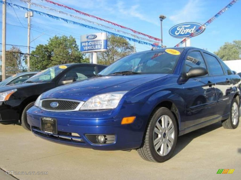 2006 Focus ZX4 SES Sedan - Sonic Blue Metallic / Dark Flint/Light Flint photo #1