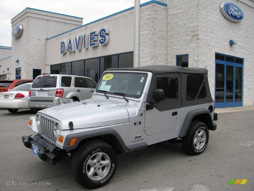 2005 Wrangler X 4x4 - Bright Silver Metallic / Dark Slate Gray photo #1