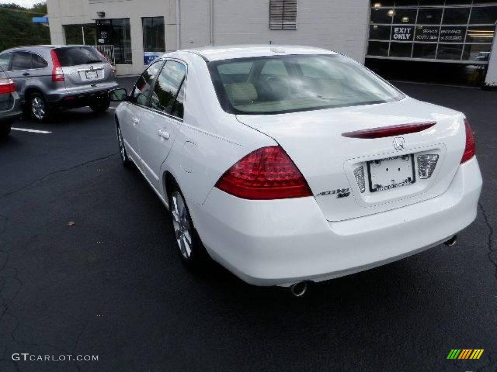2007 Accord EX-L V6 Sedan - Taffeta White / Ivory photo #2