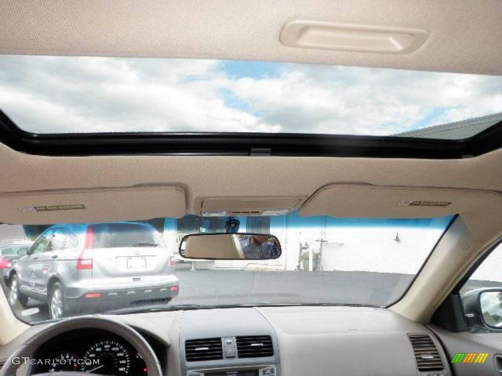 2007 Accord EX-L V6 Sedan - Taffeta White / Ivory photo #13