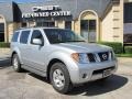 Silver Lightning Metallic - Pathfinder SE Photo No. 1