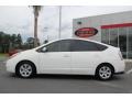 Super White - Prius Hybrid Photo No. 1