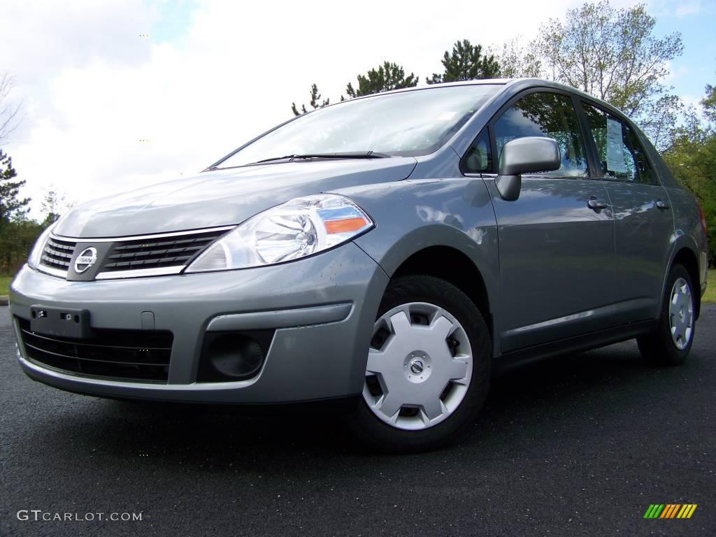 2008 Versa 1.8 S Sedan - Magnetic Gray / Charcoal photo #4