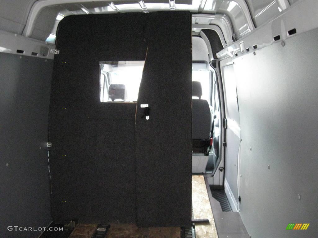 2004 Sprinter Van 2500 High Roof Commercial - Arctic White / Gray photo #22