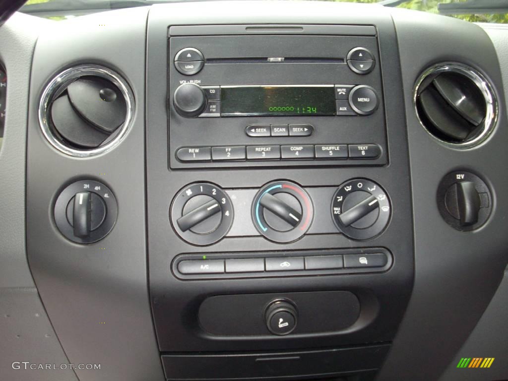 2004 F150 XLT SuperCab 4x4 - Dark Shadow Grey Metallic / Dark Flint photo #14