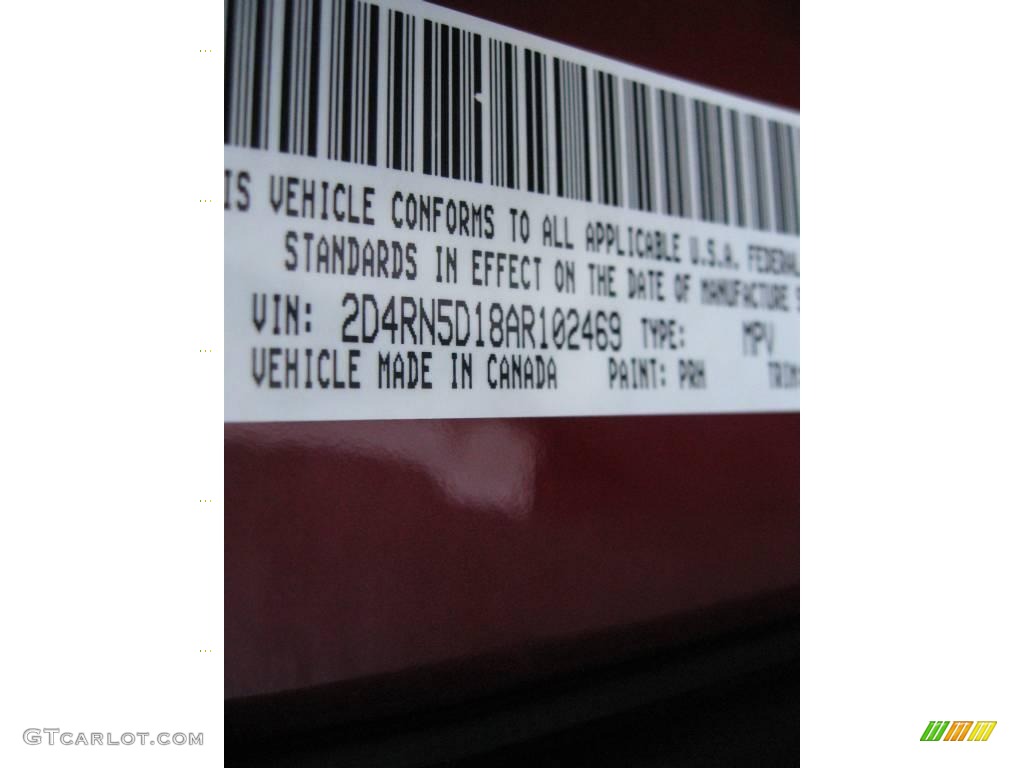 2010 Grand Caravan SXT - Inferno Red Crystal Pearl / Medium Slate Gray/Light Shale photo #28
