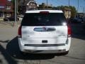 Polar White - VUE V6 AWD Photo No. 3