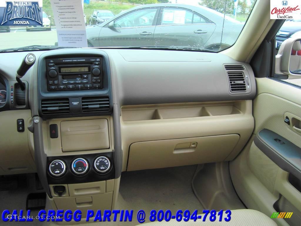 2006 CR-V SE 4WD - Sahara Sand Metallic / Ivory photo #18