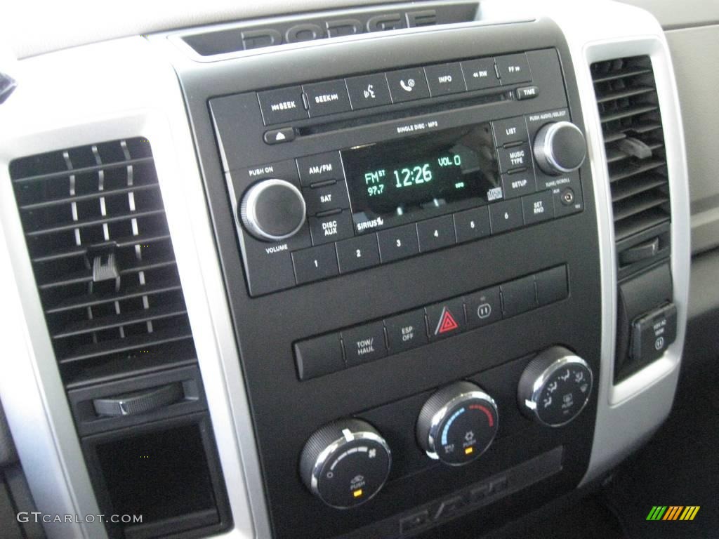 2009 Ram 1500 Big Horn Edition Crew Cab - Bright Silver Metallic / Dark Slate/Medium Graystone photo #21