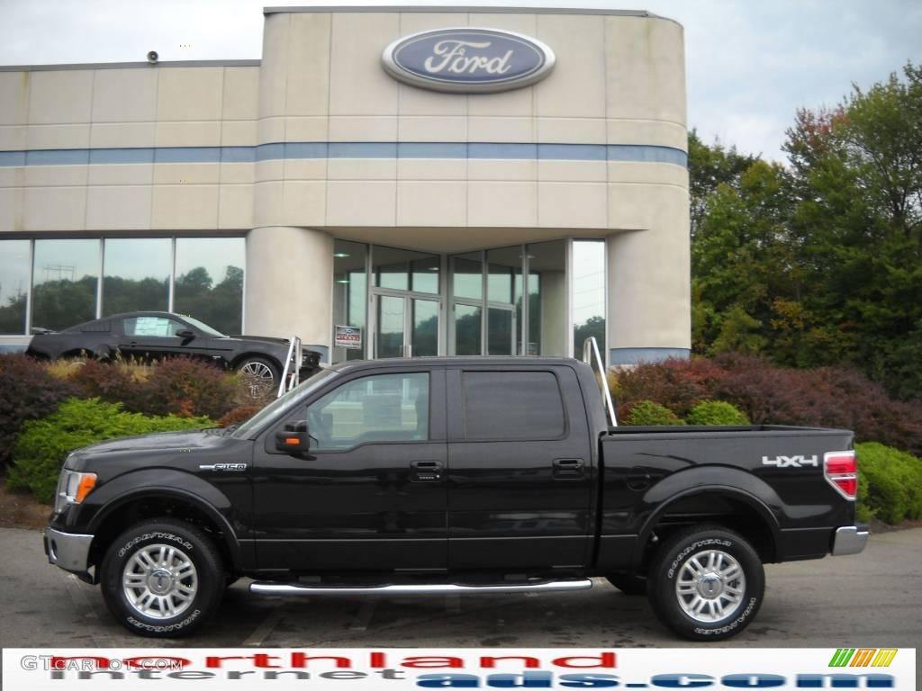 Tuxedo Black Ford F150