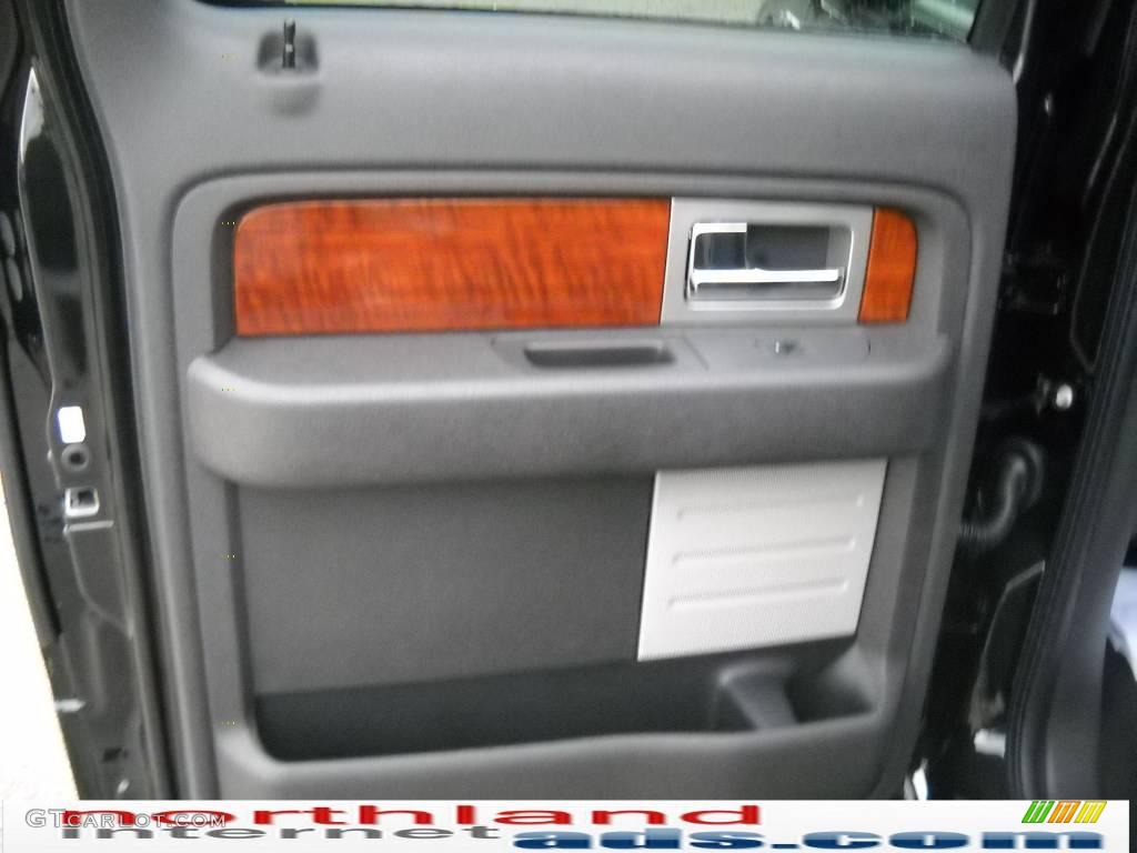 2010 F150 Lariat SuperCrew 4x4 - Tuxedo Black / Black photo #13