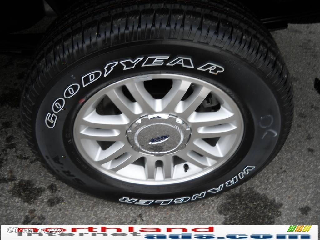 2010 F150 Lariat SuperCrew 4x4 - Tuxedo Black / Black photo #16