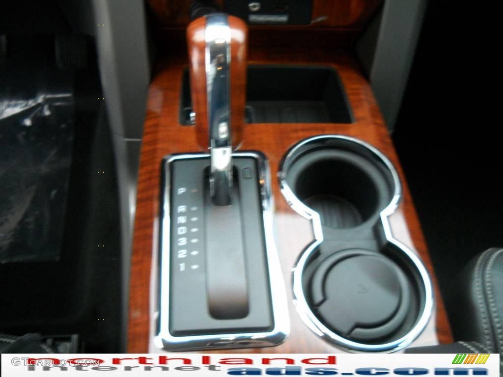 2010 F150 Lariat SuperCrew 4x4 - Tuxedo Black / Black photo #18