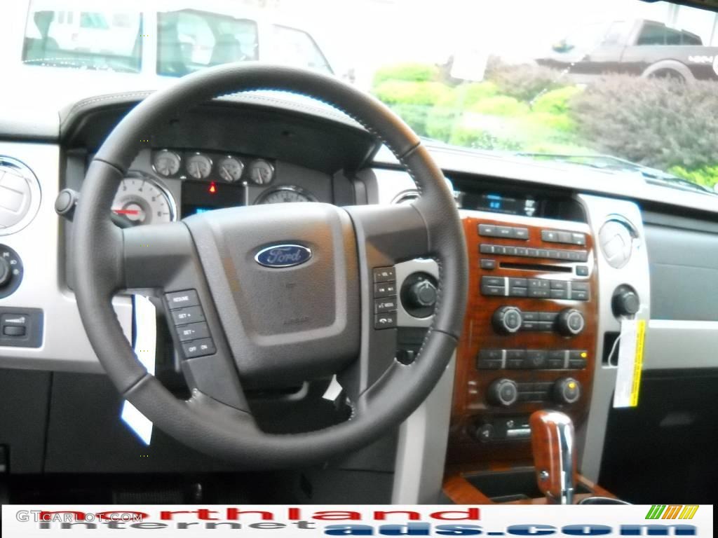 2010 F150 Lariat SuperCrew 4x4 - Dark Blue Pearl Metallic / Black photo #14