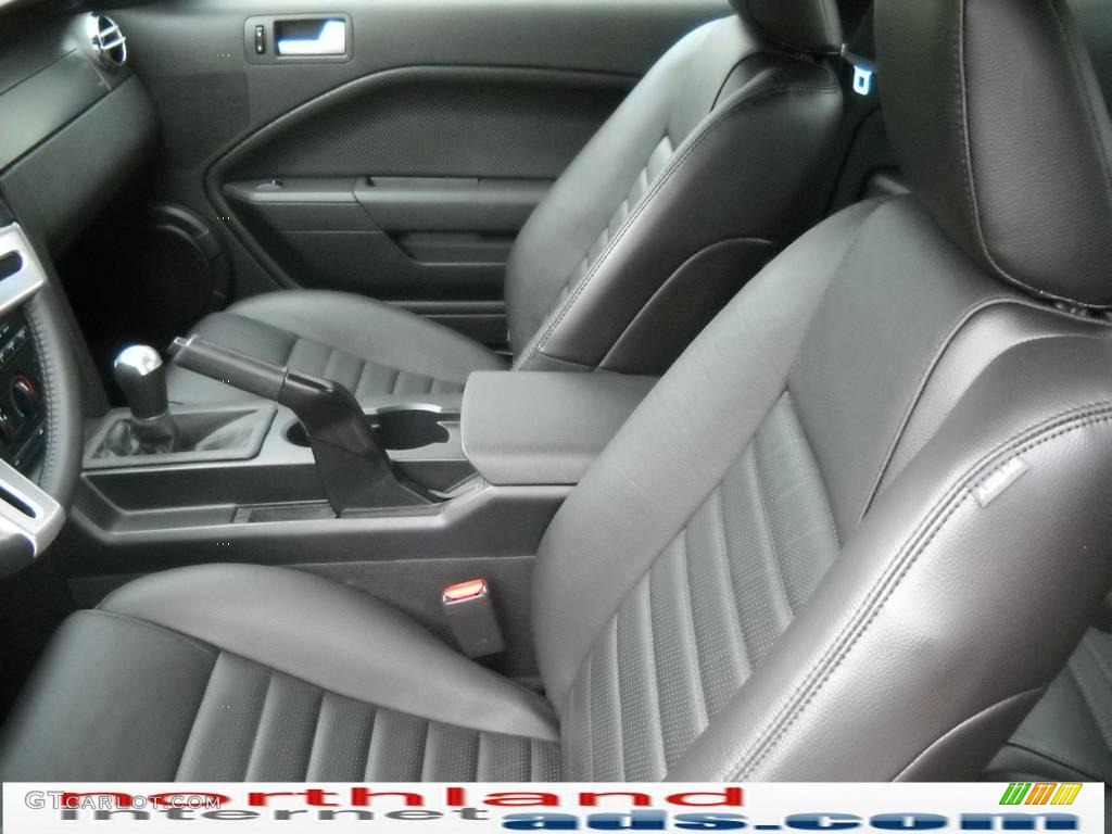 2006 Mustang GT Premium Coupe - Redfire Metallic / Dark Charcoal photo #11