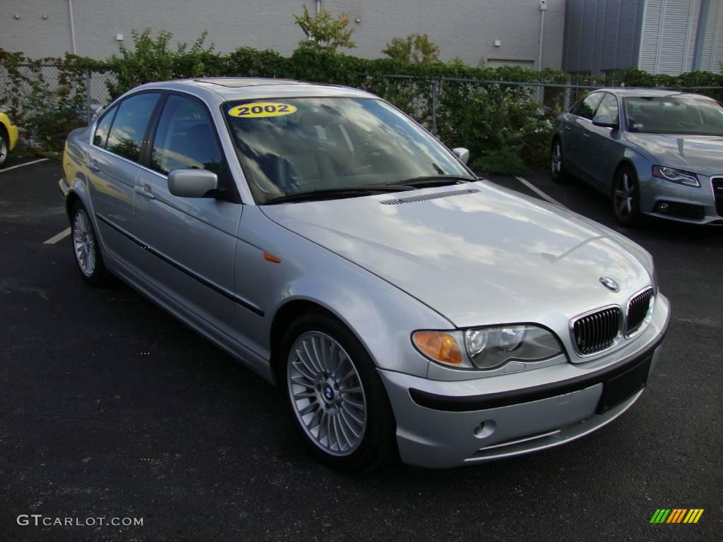 2002 3 Series 330xi Sedan - Titanium Silver Metallic / Black photo #4