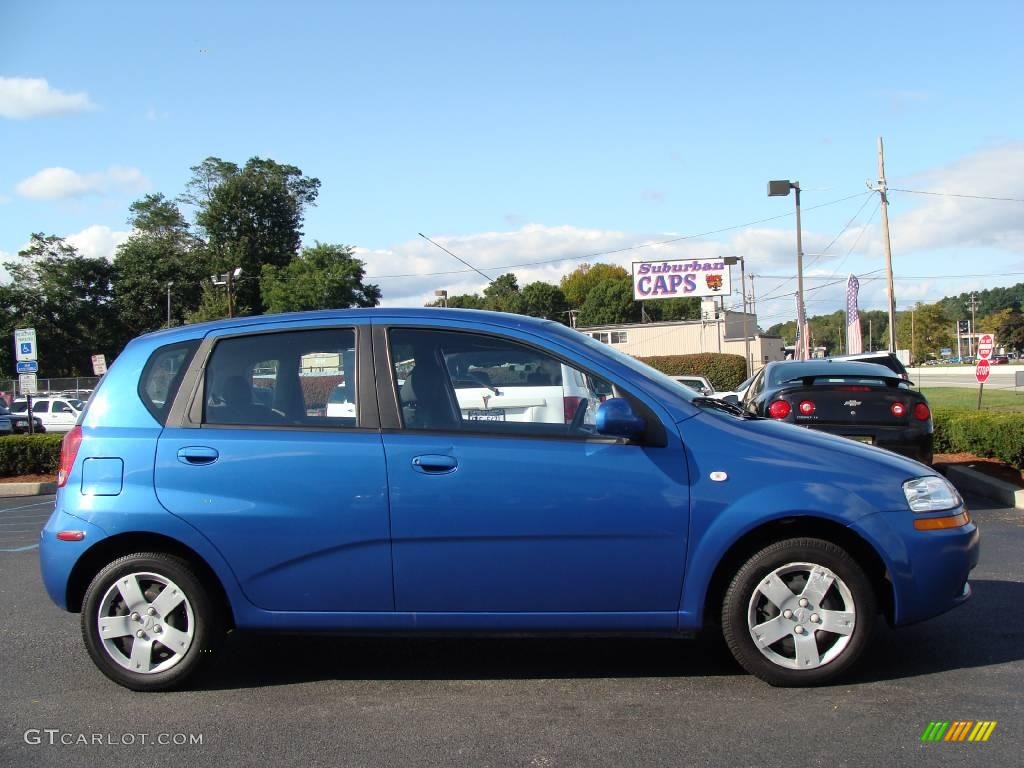 2006 Aveo LS Hatchback - Bright Blue / Charcoal photo #4