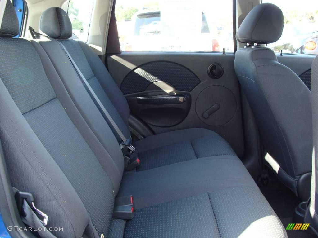 2006 Aveo LS Hatchback - Bright Blue / Charcoal photo #16