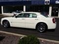 Cool Vanilla - 300 C HEMI Photo No. 8