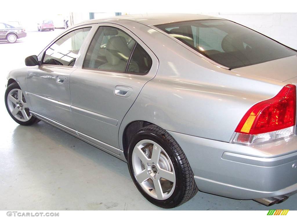 2006 S60 R AWD - R Electric Silver Metallic / Gobi Sand R Metallic photo #5