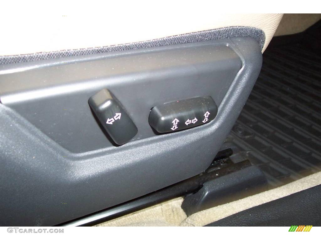 2006 S60 R AWD - R Electric Silver Metallic / Gobi Sand R Metallic photo #12