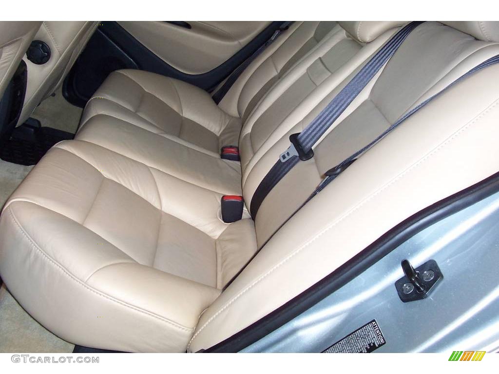 2006 S60 R AWD - R Electric Silver Metallic / Gobi Sand R Metallic photo #18