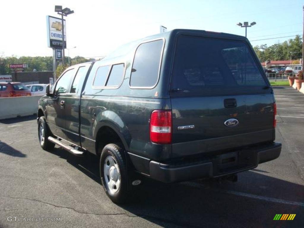 2005 F150 XL SuperCab 4x4 - Aspen Green Metallic / Medium Flint Grey photo #5