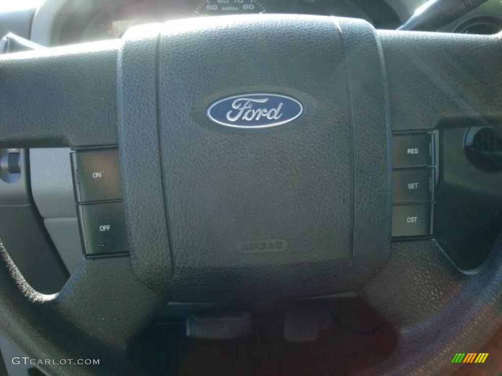 2005 F150 XL SuperCab 4x4 - Aspen Green Metallic / Medium Flint Grey photo #14