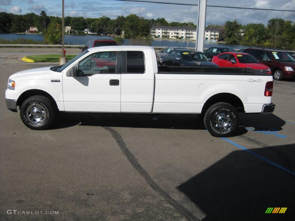 2005 F150 XLT SuperCab 4x4 - Oxford White / Medium Flint Grey photo #10