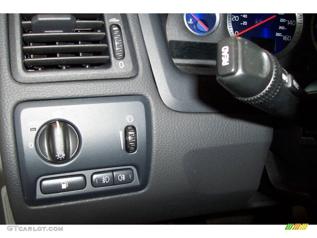 2006 S60 R AWD - R Electric Silver Metallic / Gobi Sand R Metallic photo #24