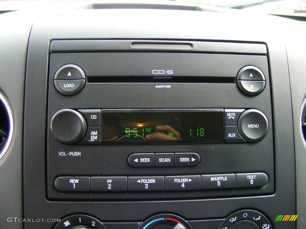 2005 F150 XLT SuperCab - Aspen Green Metallic / Medium Flint Grey photo #40