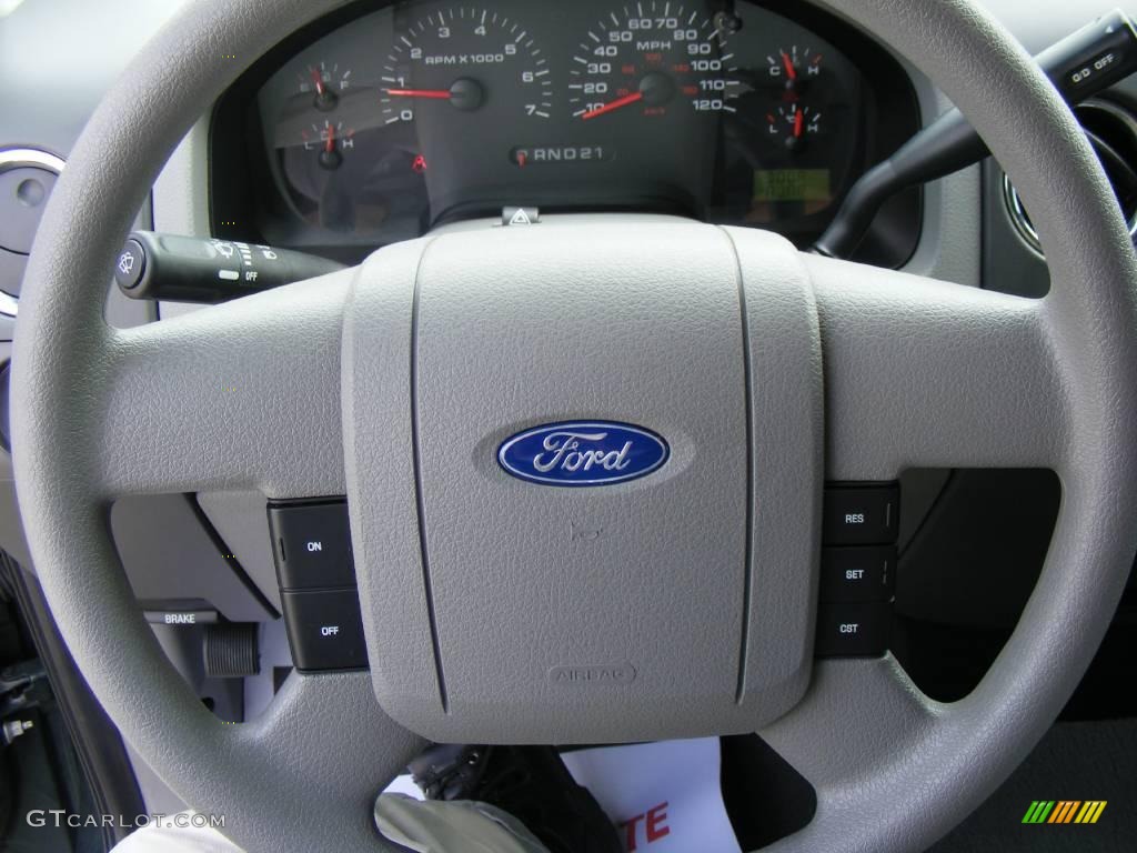 2005 F150 XLT SuperCab - Aspen Green Metallic / Medium Flint Grey photo #42