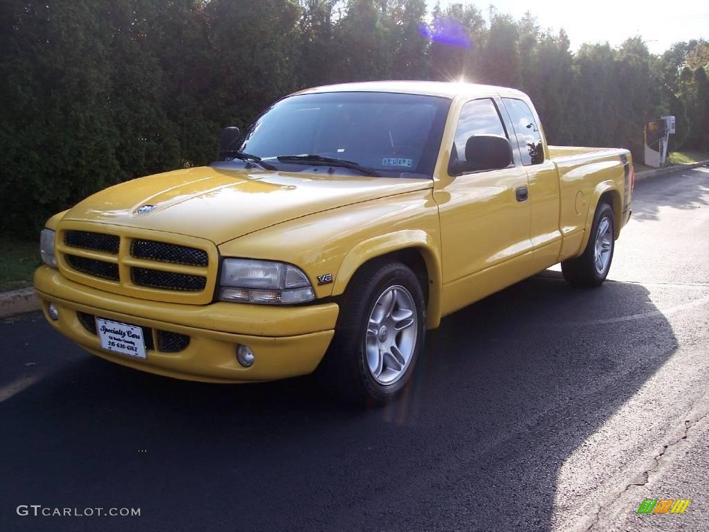 1999 Dakota R/T Sport Extended Cab - Solar Yellow / Agate photo #3