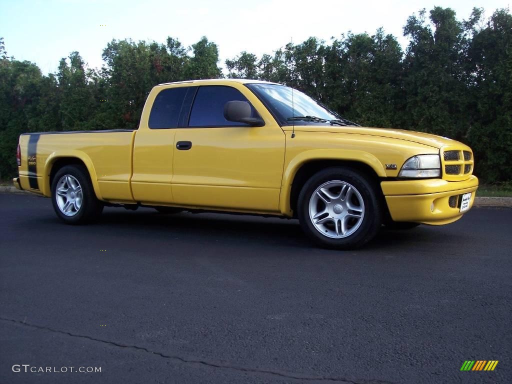 1999 Dakota R/T Sport Extended Cab - Solar Yellow / Agate photo #32