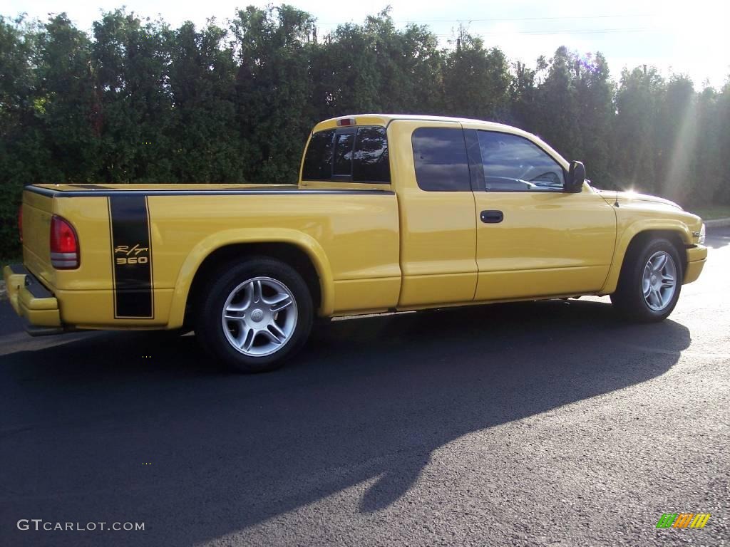 1999 Dakota R/T Sport Extended Cab - Solar Yellow / Agate photo #46