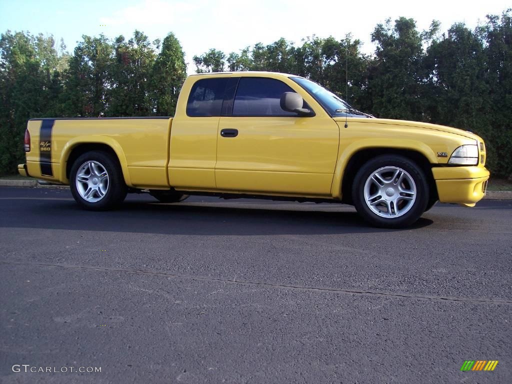 1999 Dakota R/T Sport Extended Cab - Solar Yellow / Agate photo #52