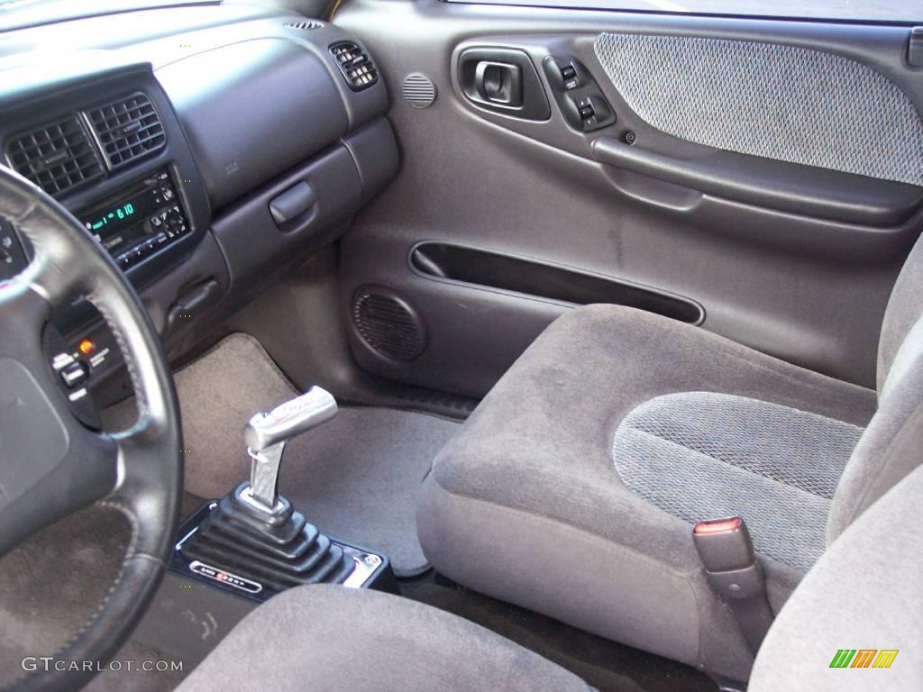 1999 Dakota R/T Sport Extended Cab - Solar Yellow / Agate photo #55