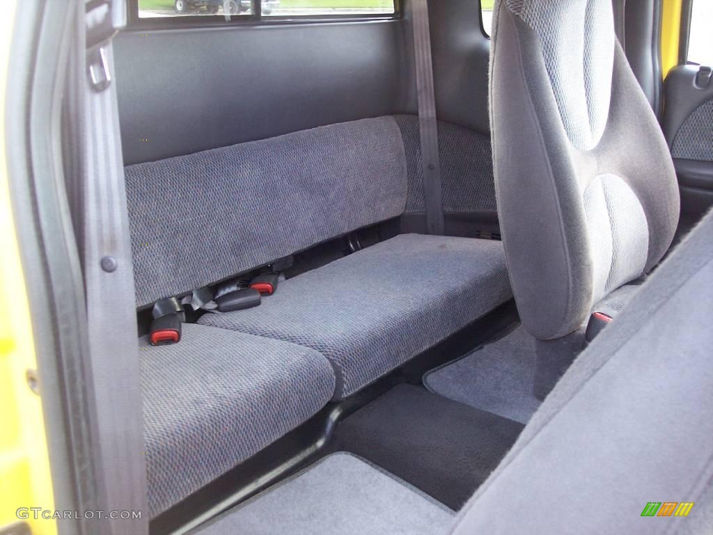 1999 Dakota R/T Sport Extended Cab - Solar Yellow / Agate photo #72