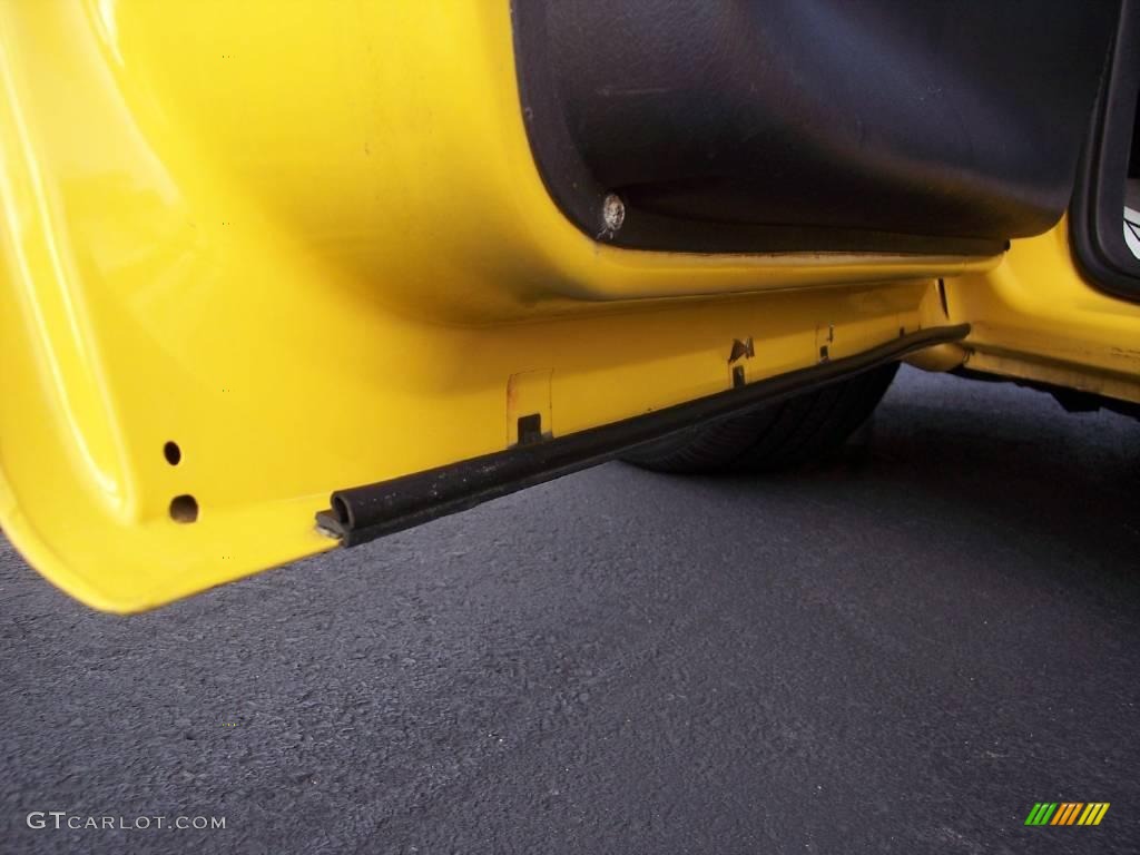 1999 Dakota R/T Sport Extended Cab - Solar Yellow / Agate photo #88