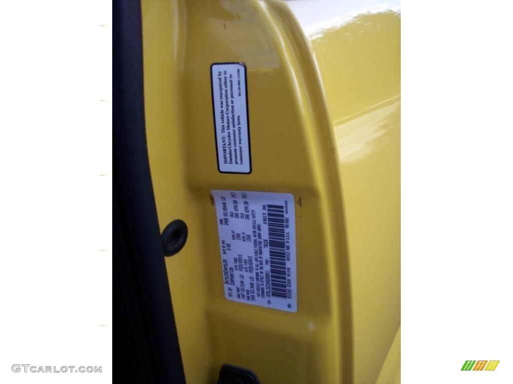 1999 Dakota R/T Sport Extended Cab - Solar Yellow / Agate photo #90